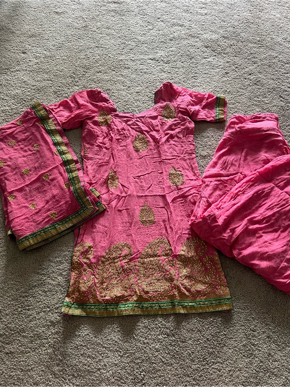 Pink Embroidered Indian Salwar Kameez Set with Gold Accents